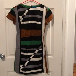 Short sleeve shift dress